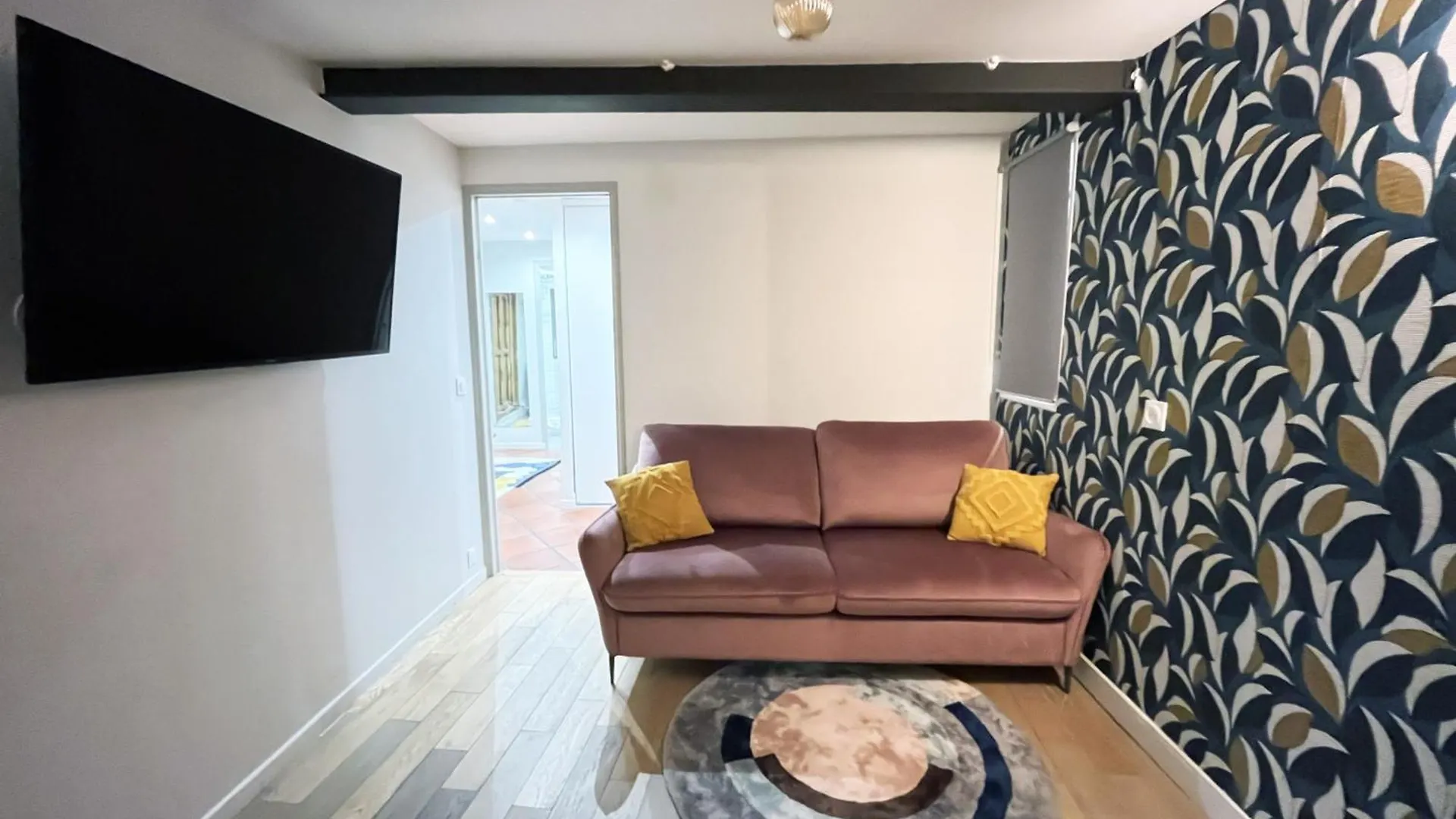 Urban Flat 161 - Sublime 4Bdr Luxury Flat In Paris Apartment France