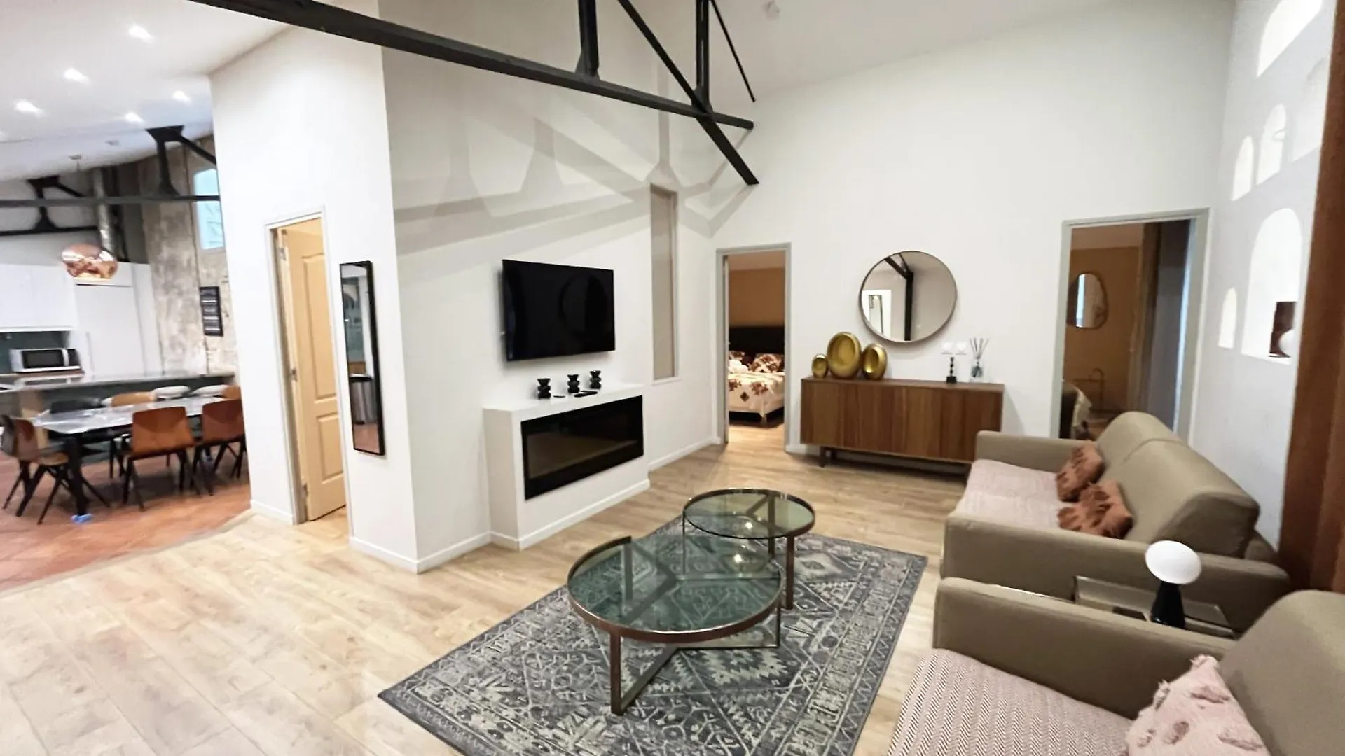 Urban Flat 161 - Sublime 4Bdr Luxury Flat In Paris Apartment