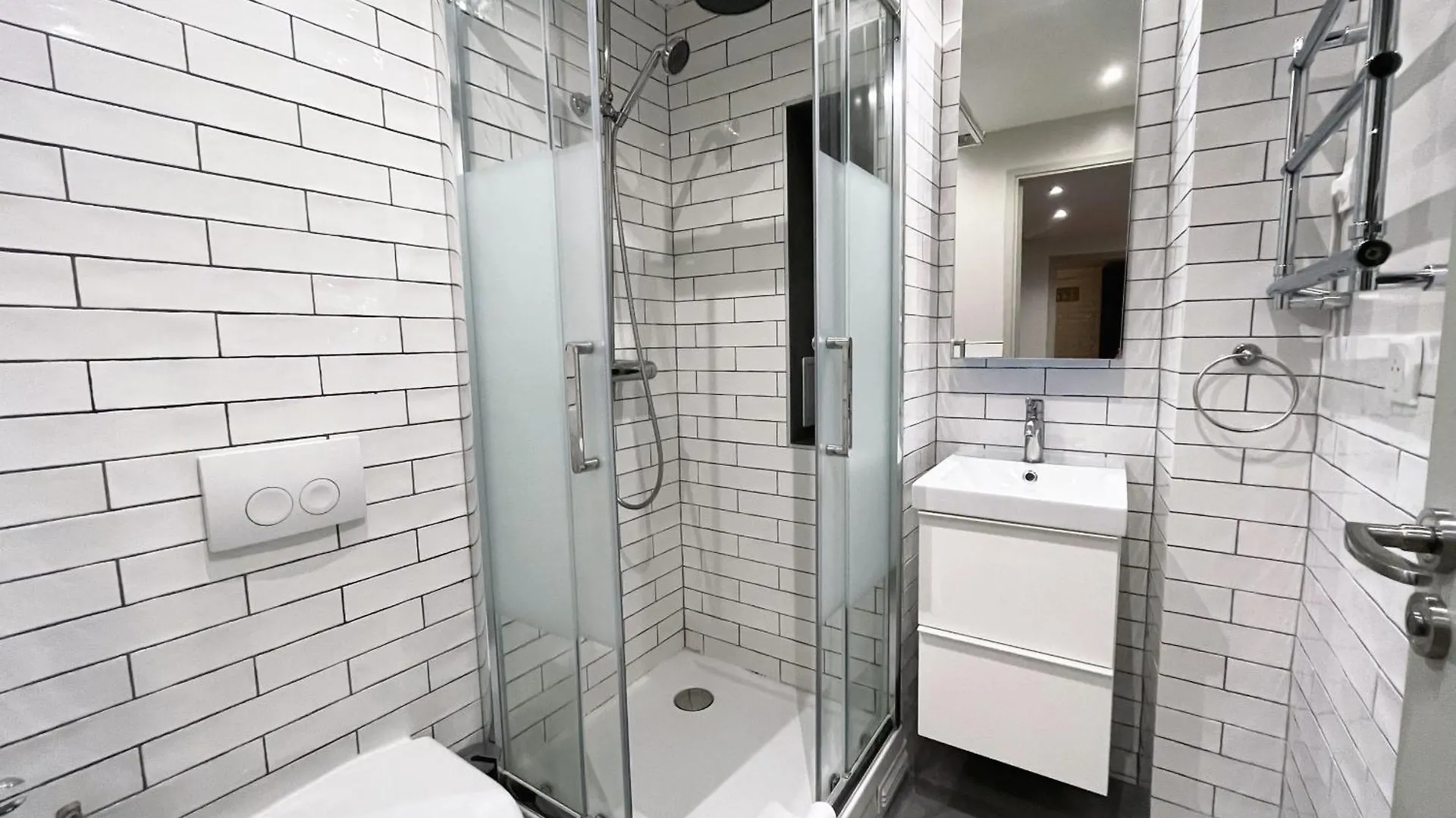 Urban Flat 161 - Sublime 4Bdr Luxury Flat In Paris Apartment